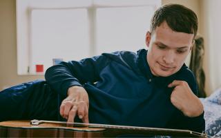 Meet Steven, an adult who takes EPIDIOLEX® (cannabidiol) for Lennox-Gastaut syndrome